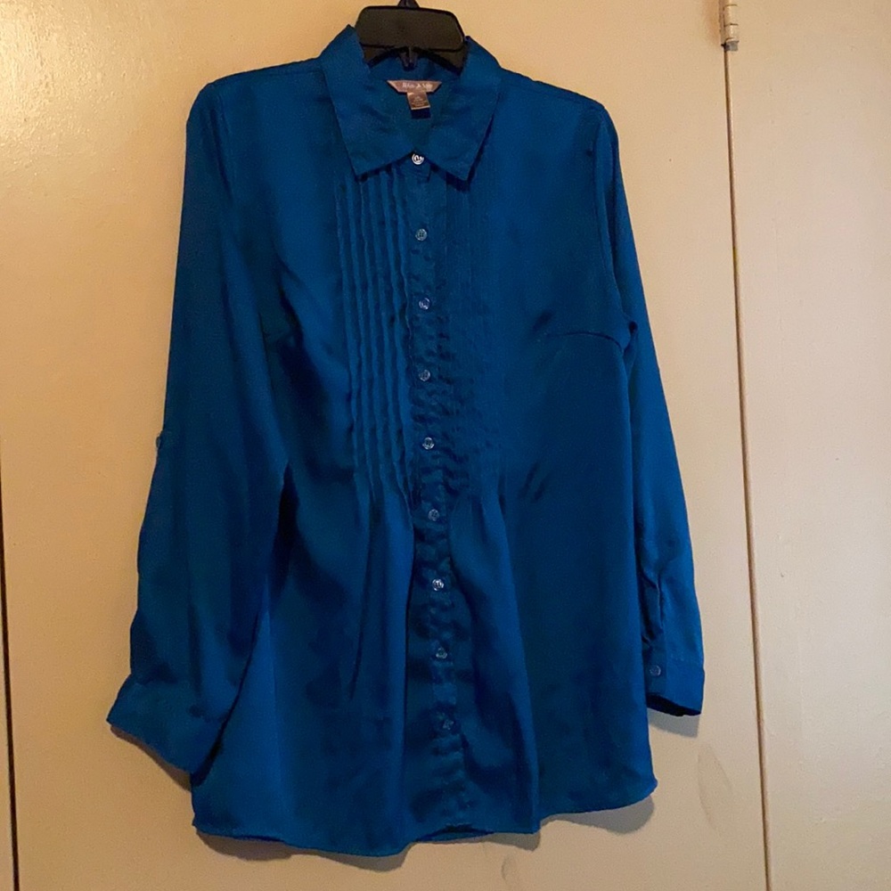 White Stag Button Blouse Size: L (12-14) Navy Blue